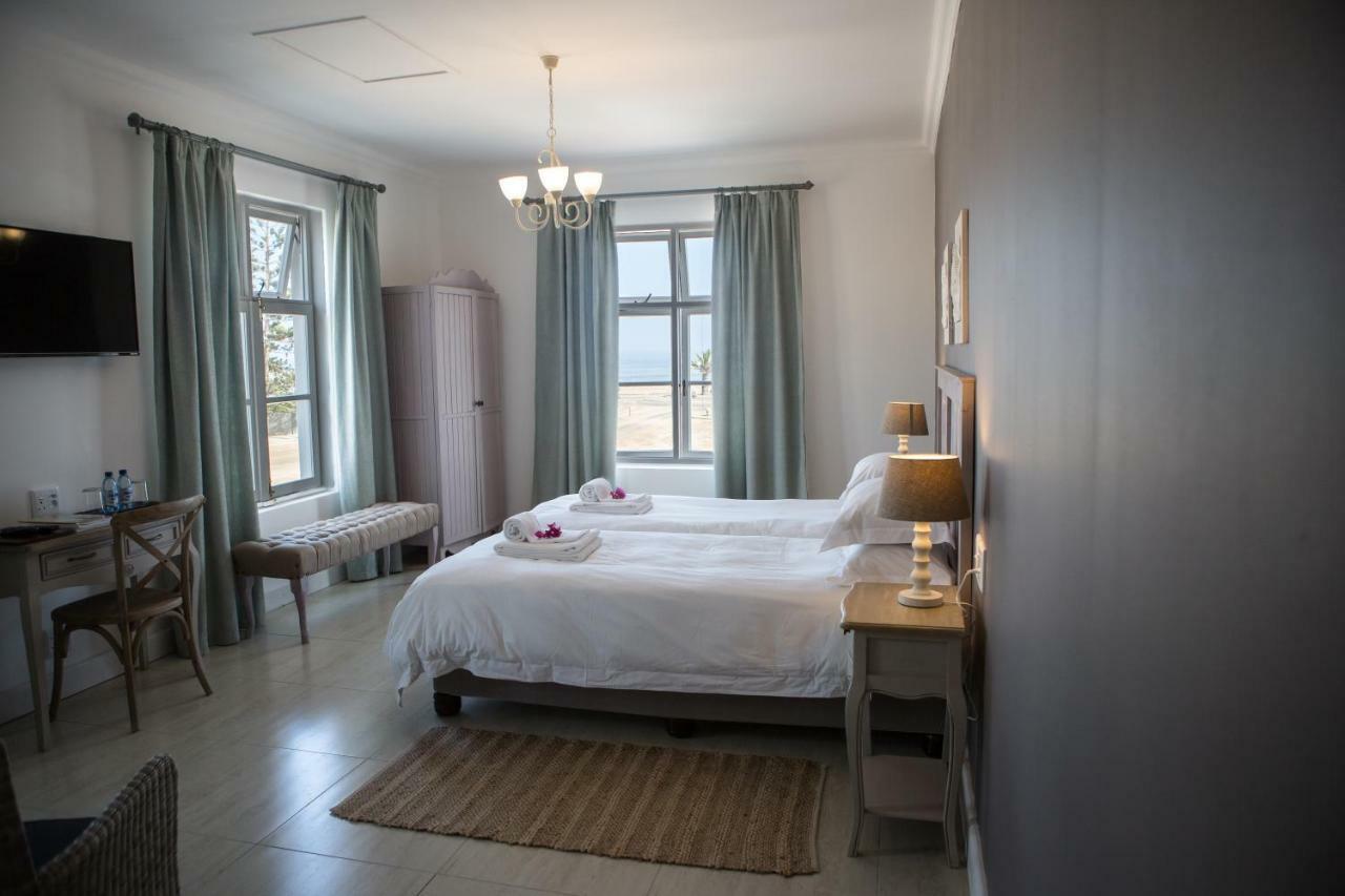 Casa Al Mare Guest House 스바코프문트 외부 사진